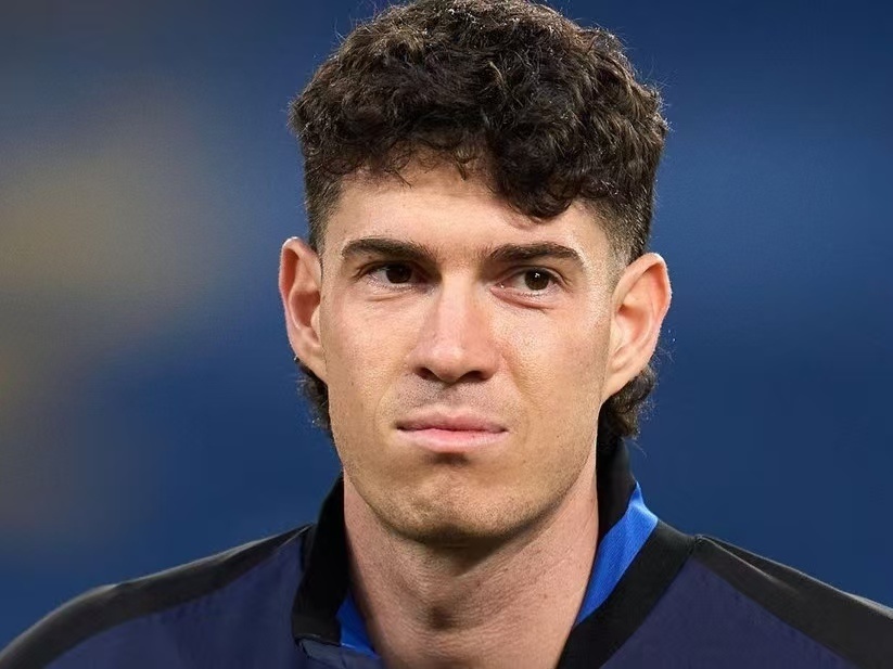 还是对C罗 还是对C罗