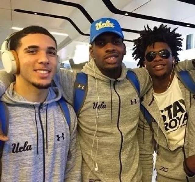 围绕小龙与 围绕小龙与